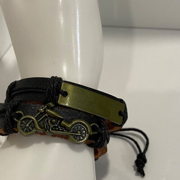 Motorcycle genuine Leather Bracelets set of 2 With Adjustable Cord bikerco - Picture 6 of 11